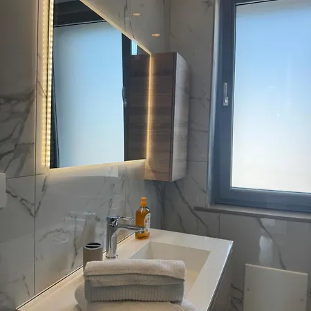 Perla Del Garda Appartement